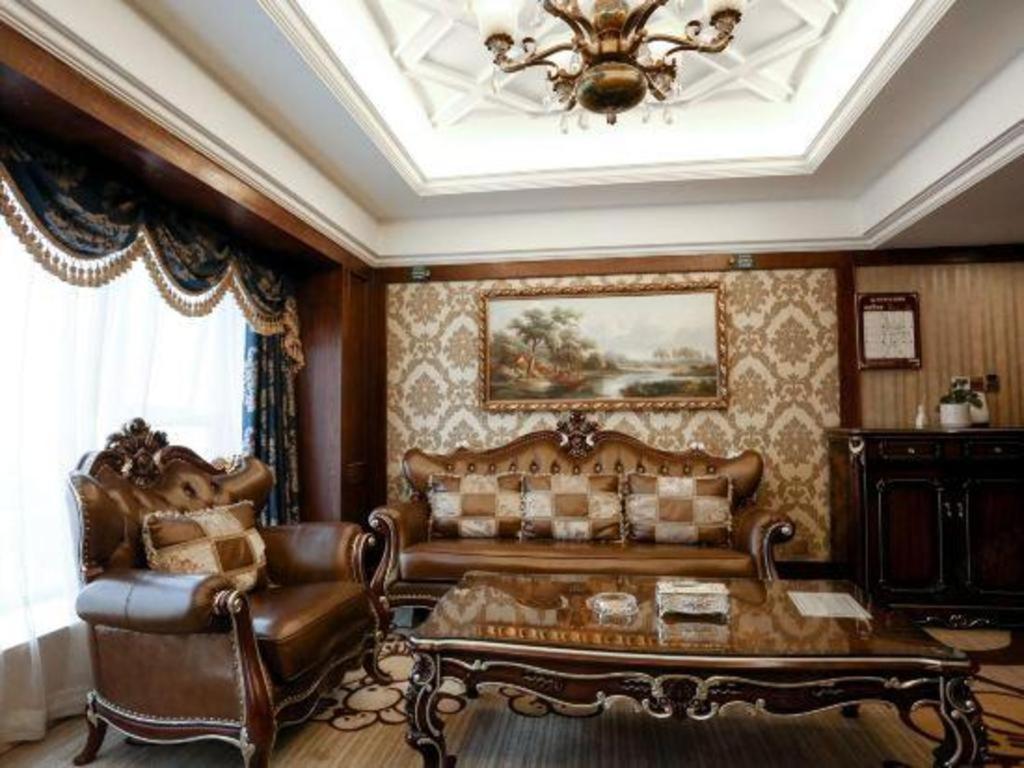 Chengdu French Theme Gold Palace Exterior foto